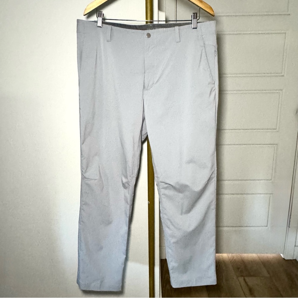 NWOT Nike Tiger Woods Gray Golf Performance Dri-Fit Pants 36x30 Minimalist TW